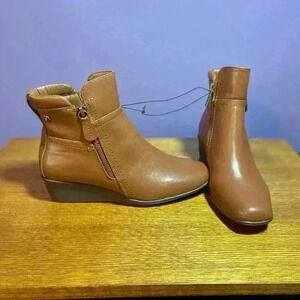 Anne Klein‎ Brown Maryjane Ankle Boots w/side zipper Size 7.5M-NWOB